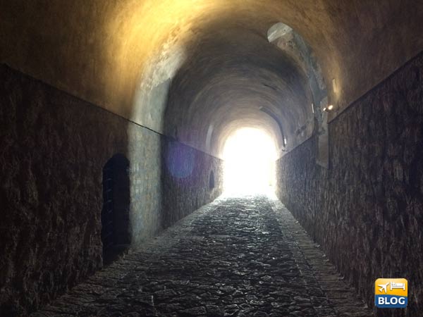 Tunnel sotterraneo negli Ambulacri del Castello