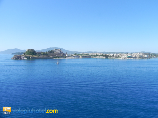 Una veduta dell'isola di Corfù