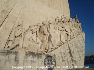 Altra veduta del monumento Altra veduta del monumento alle scoperte di Lisbona