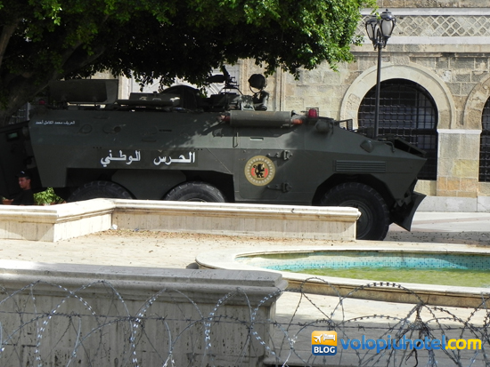 Tunisia Carri armati durante guerra civile