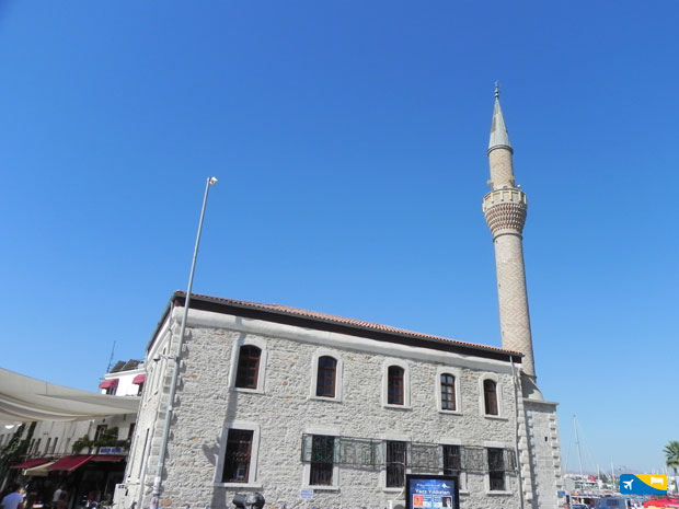 Moschea con minareto a Bodrum