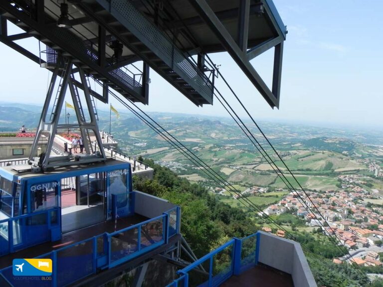 Funivia di San Marino dal centro al Borgo Maggiore