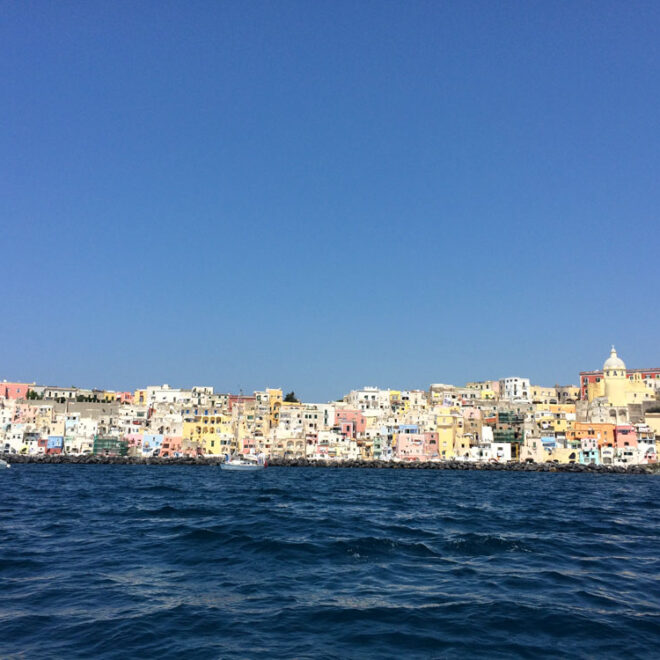 Come arrivare a Procida da Napoli